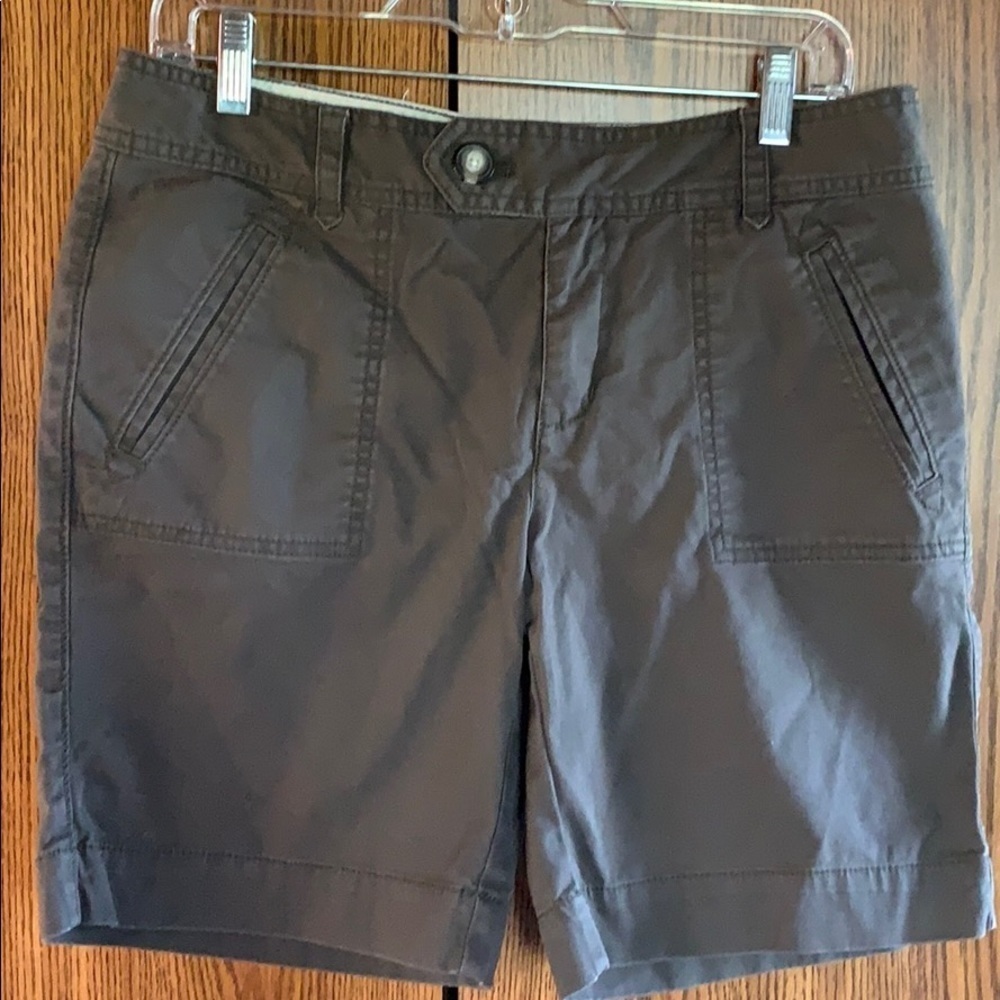 Eddie Bauer Shorts Sz 8